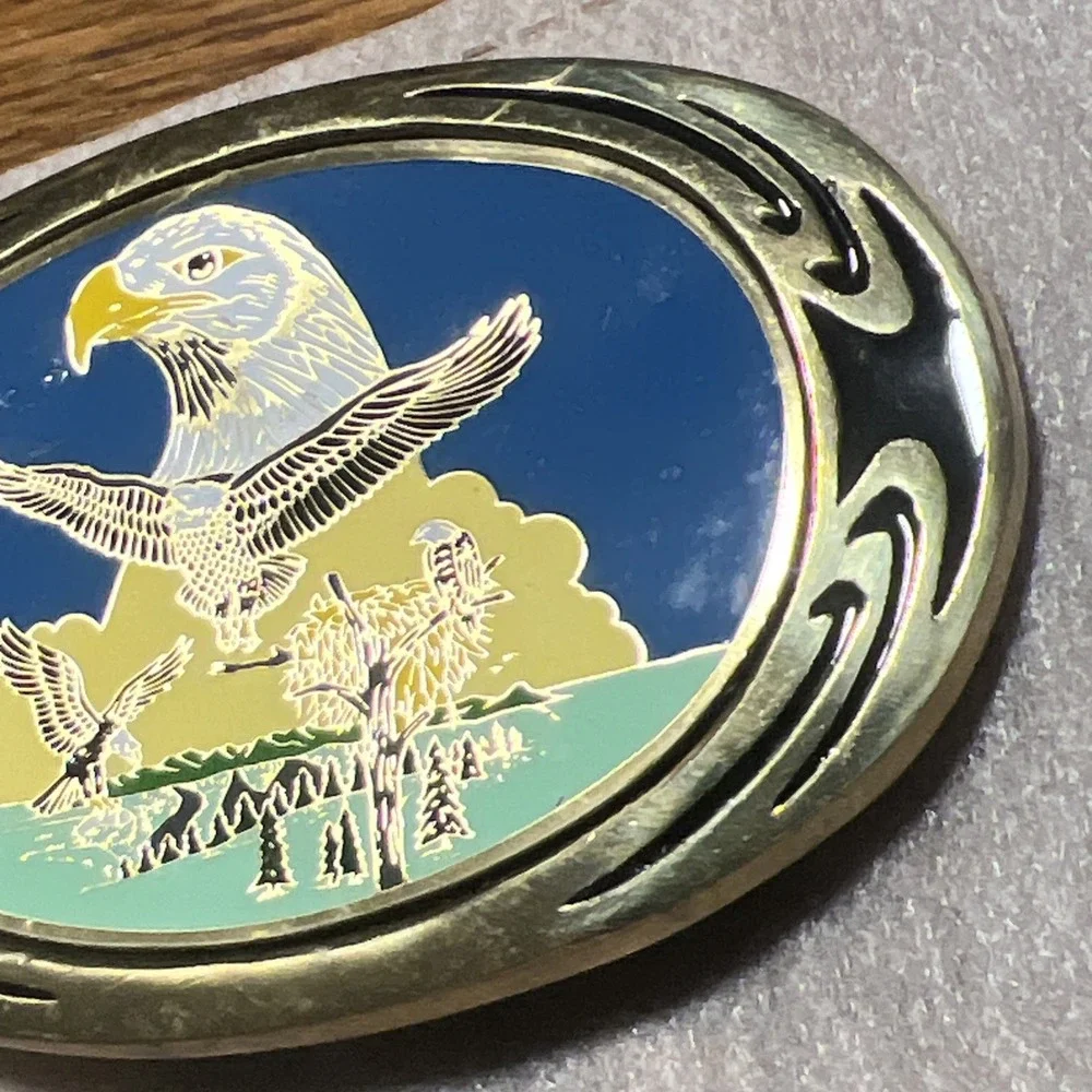 Vintage 1983 NAP Inc Solid Brass Eagle Belt Buckle – F09 – Eagle In Water Scene